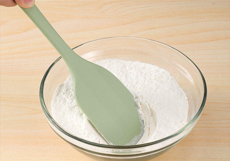 One Piece Silicone Cake Stirring Tool Cream Spatula